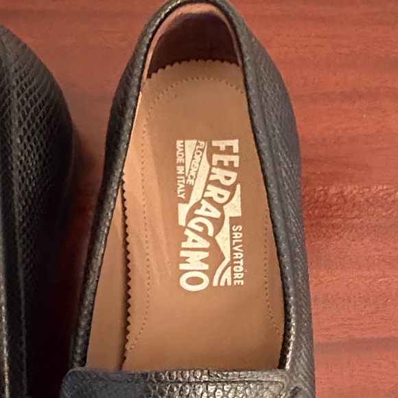 Salvatore Ferragamo Textured Black Loafers - Picture 2 of 6
